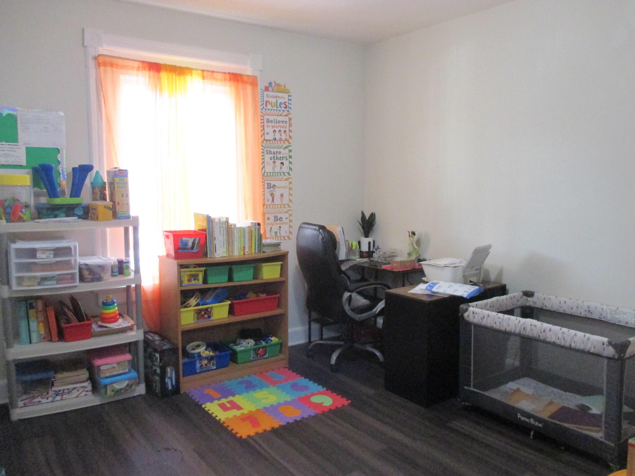 2842 North 16th Street Milwaukee, WI 53206 - Photo 6 of 30 IMG_2841