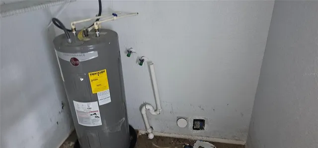 $100,000 | 37332 Highway 54, Zephyrhills, FL 33541