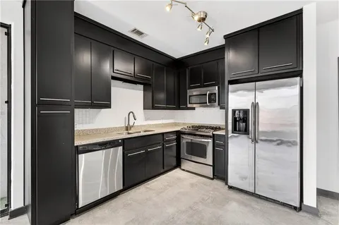 $375,000 | 972 DeKalb Avenue Northeast, Unit 202, Atlanta, GA 30307