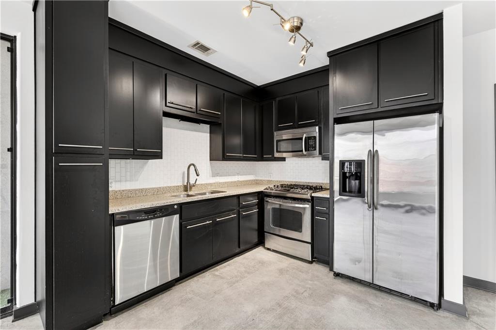 972 DeKalb Avenue Northeast, Unit 202 Atlanta, GA 30307 - Photo 14 of 38