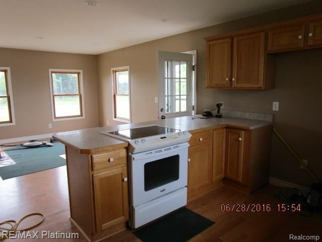 9980 Judd Road Fowlerville, MI 48836 - Photo 5 of 21 IMG_0644.JPG