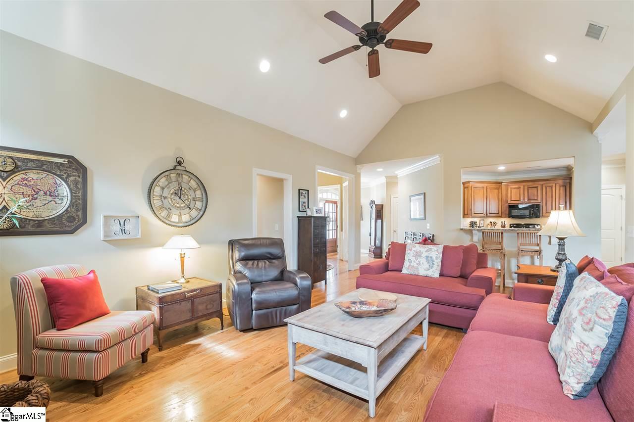 112 Claiborne Road Piedmont, SC 29673 - Photo 5 of 30 Gallery Image 5