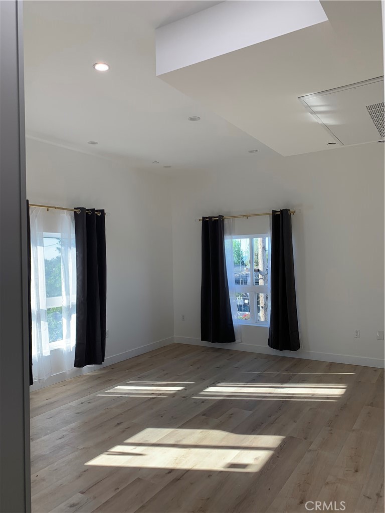 14487 Foothill Boulevard, Unit 1 Sylmar, CA 91342 - Photo 5 of 8