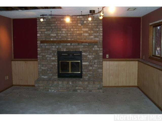 8512 Rice Lake Road Maple Grove, MN 55369 - Photo 8 of 11 Gallery Image 8
