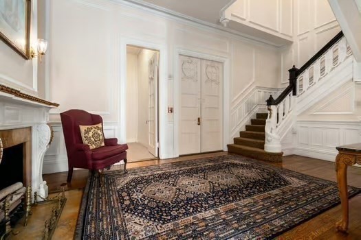 252 Commonwealth Avenue, Unit 4 Boston, MA 02116 - Photo 11 of 14 a living room with furniture