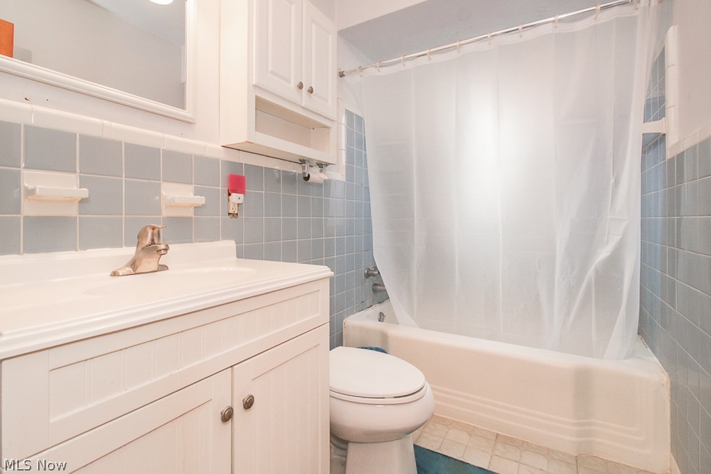 18103 Neff Road Cleveland, OH 44119 - Photo 16 of 35 Gallery Image 16