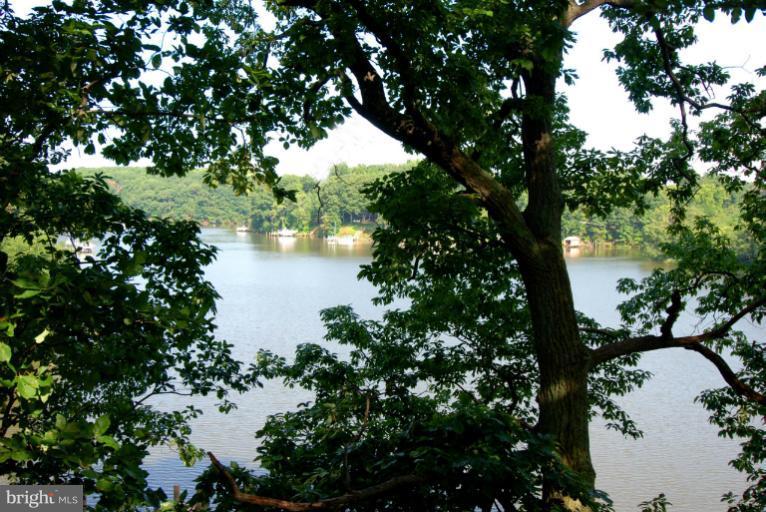 Rogers Heights Road, Unit 5 Annapolis, MD 21401 - Photo 1 of 12 LOT 5 Panoramic Weems Creek View