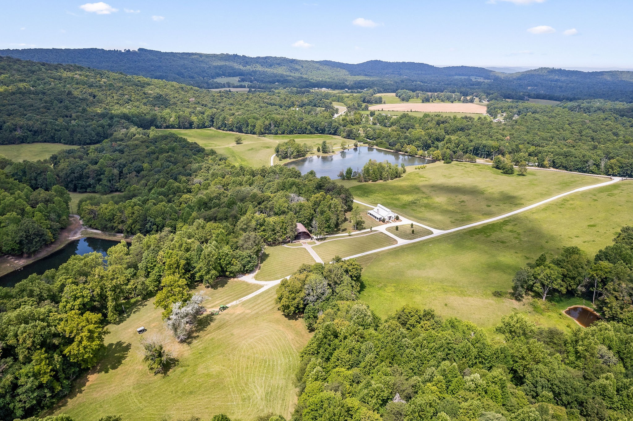 2641 Stamps Shady Grove Road Monterey, TN 38574 - Photo 38 of 70 a view of a city with mountains in the background