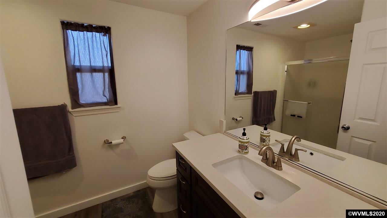 5358 Holly Loop Southeast Turner, OR 97392 - Photo 30 of 42