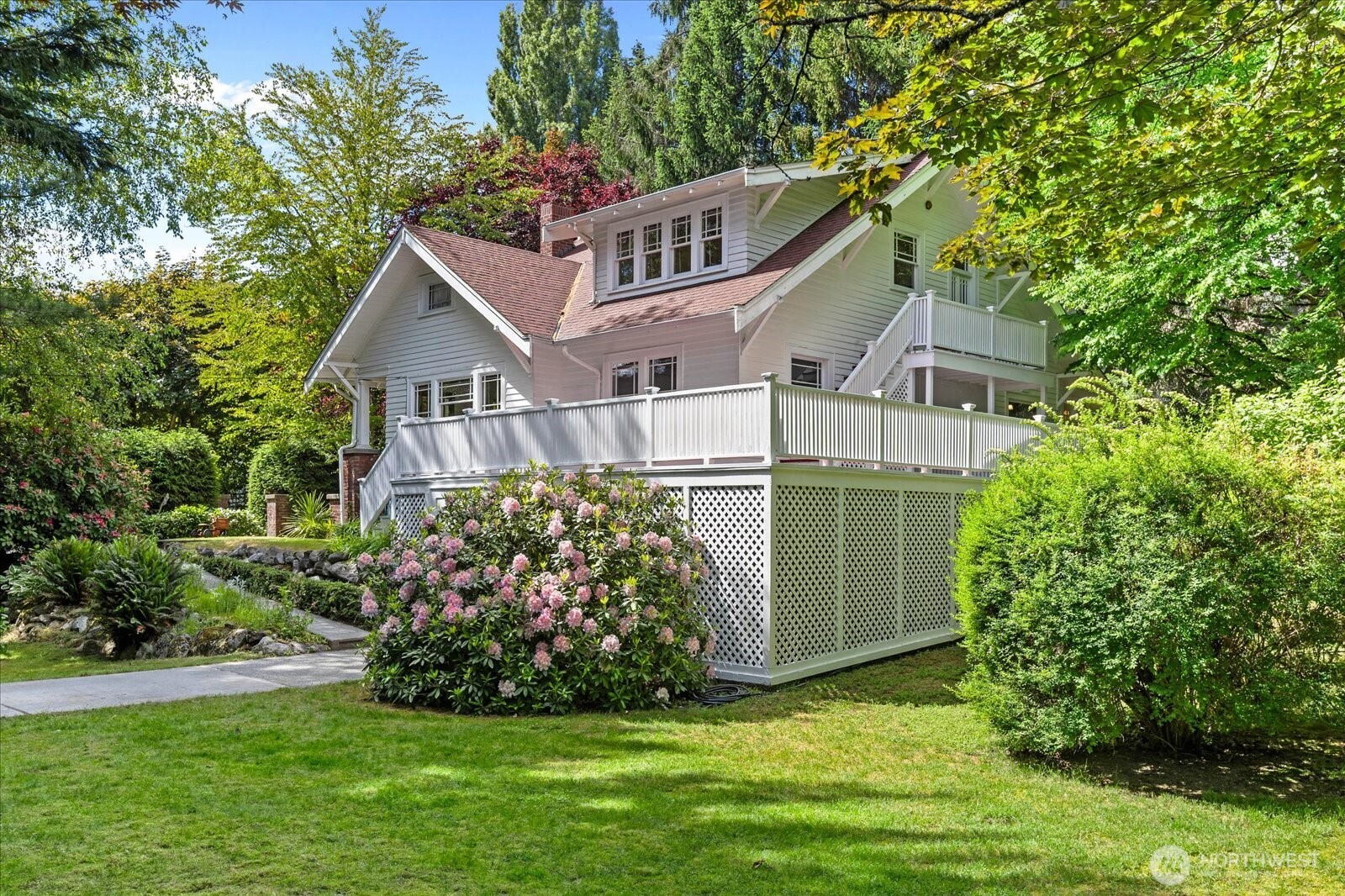 18608 101st Avenue Northeast Bothell, WA 98011 - Photo 4 of 39
