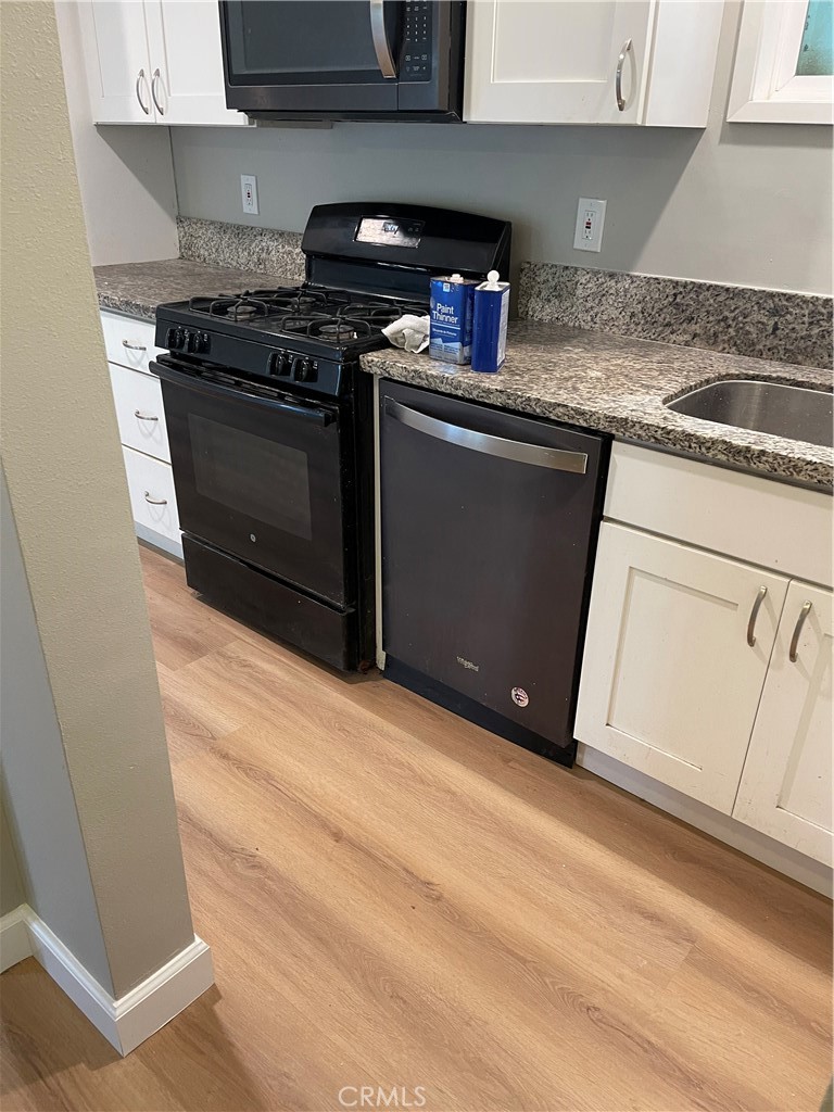 835 East Howard Street Pasadena, CA 91104 - Photo 3 of 7