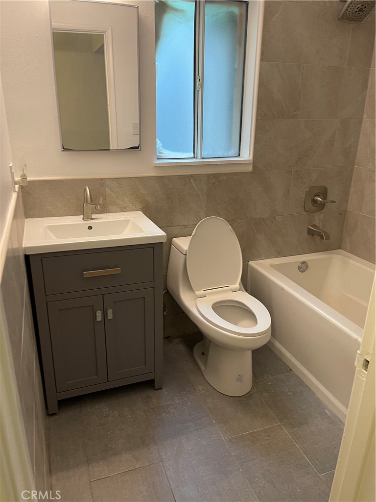 835 East Howard Street Pasadena, CA 91104 - Photo 4 of 7