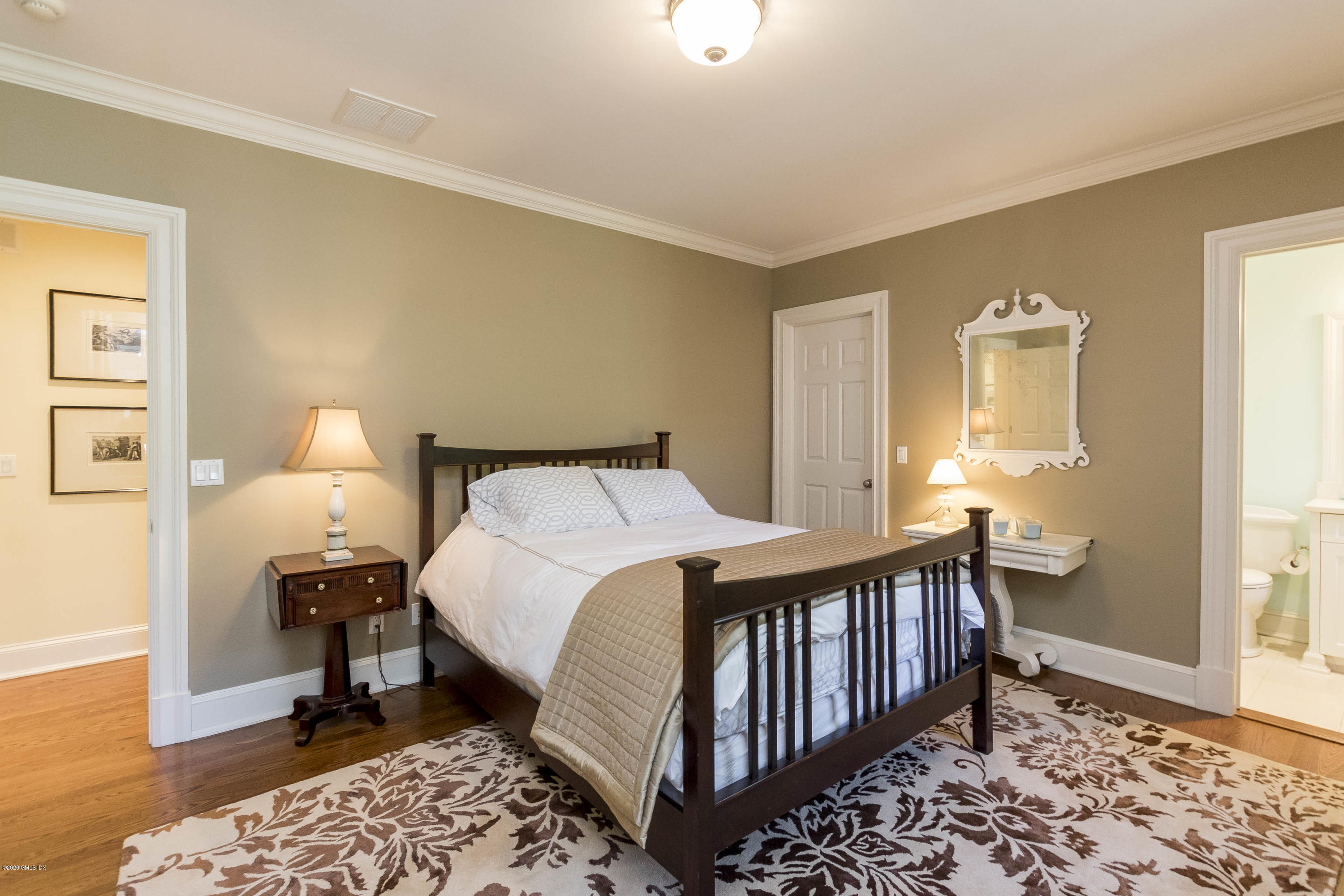 8 Hockanum Road Westport, CT 06880 - Photo 25 of 41 a bedroom with a bed and a window