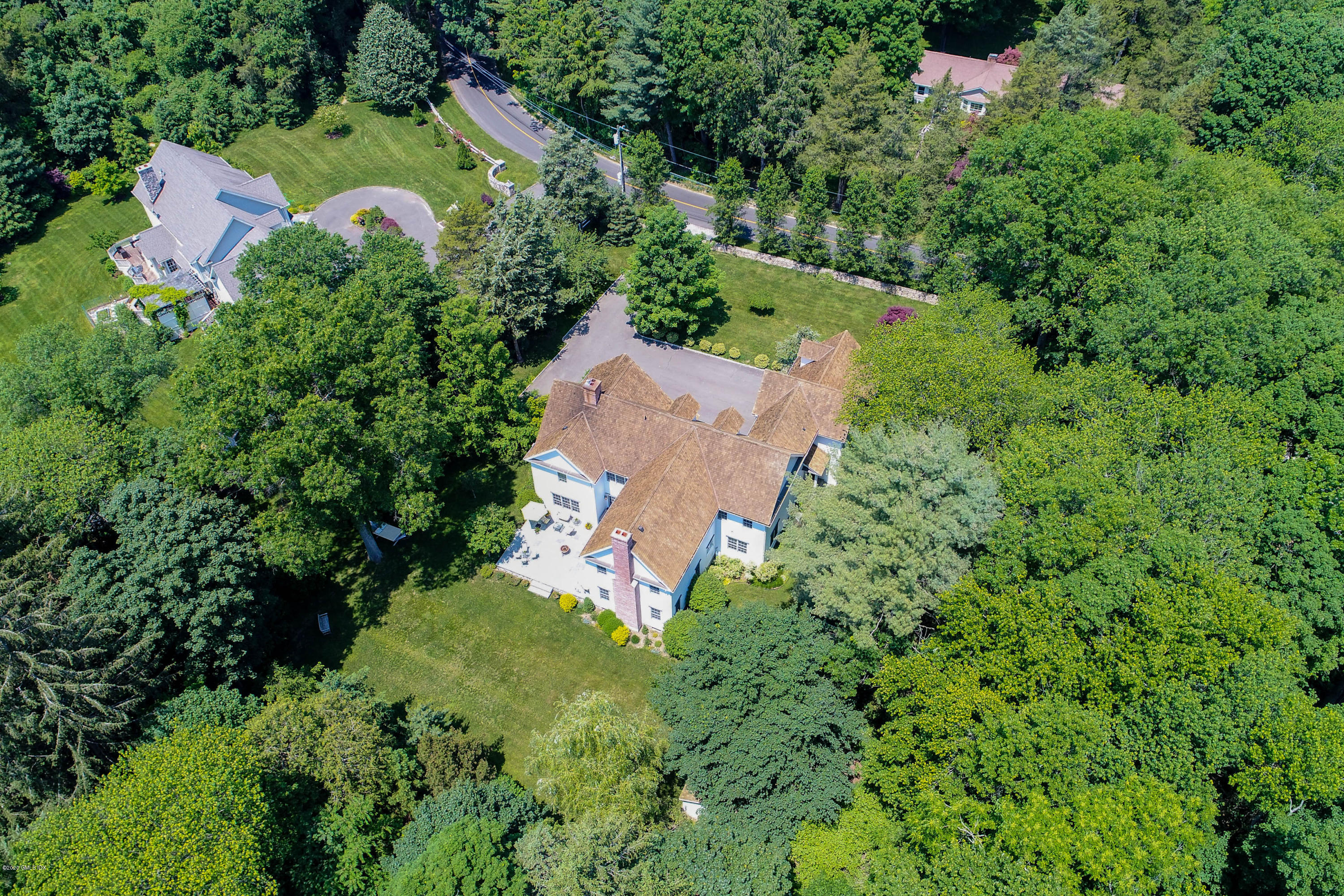 8 Hockanum Road Westport, CT 06880 - Photo 34 of 41 an aerial view of residential house with outdoor space and trees all around