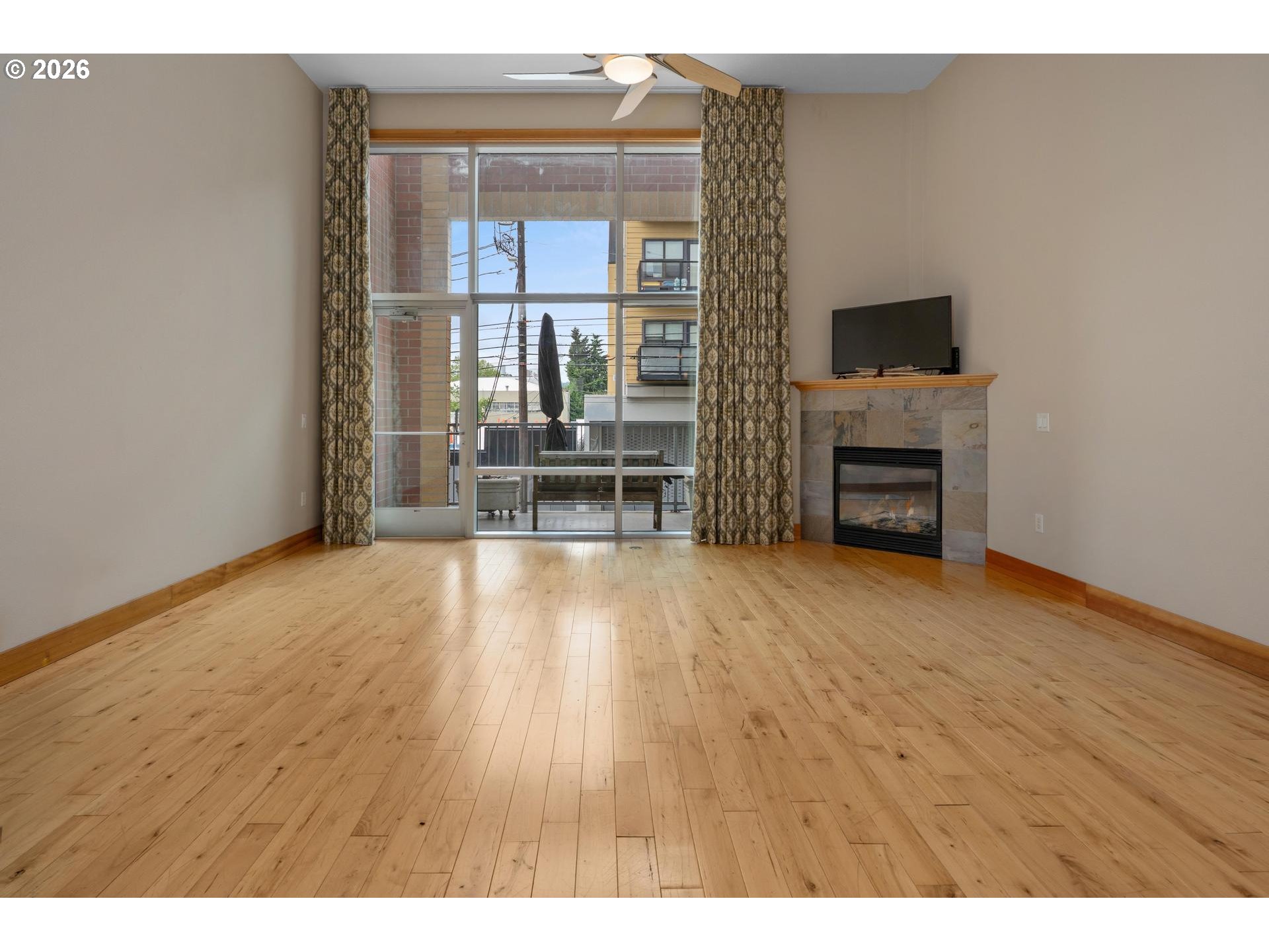 2006 Southeast Morrison Street, Unit D Portland, OR 97214 - Photo 12 of 44