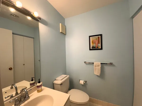 $2,400 | 100 Rosemary Way, Unit 210, Needham, MA 02494