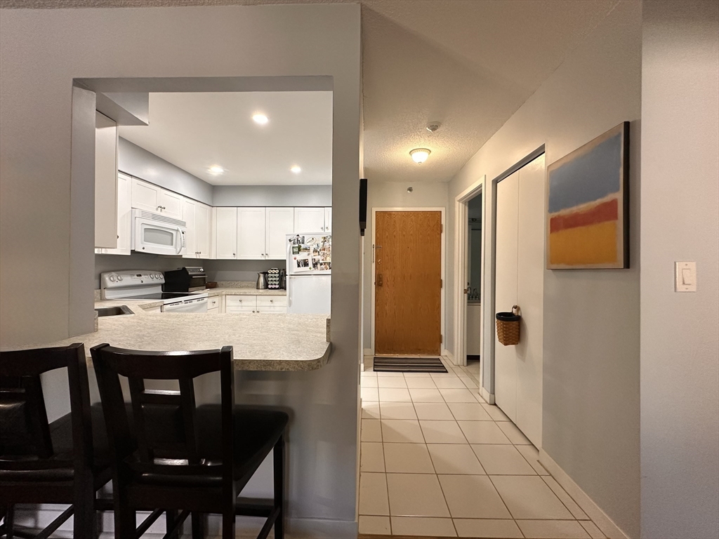 100 Rosemary Way, Unit 210 Needham, MA 02494 - Photo 5 of 17