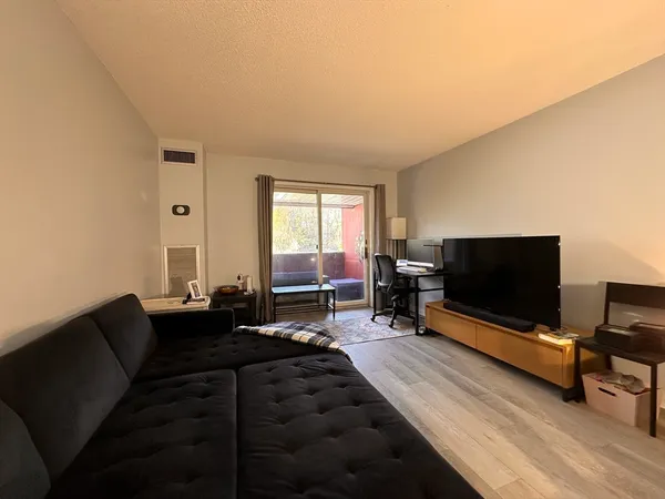 $2,400 | 100 Rosemary Way, Unit 210, Needham, MA 02494