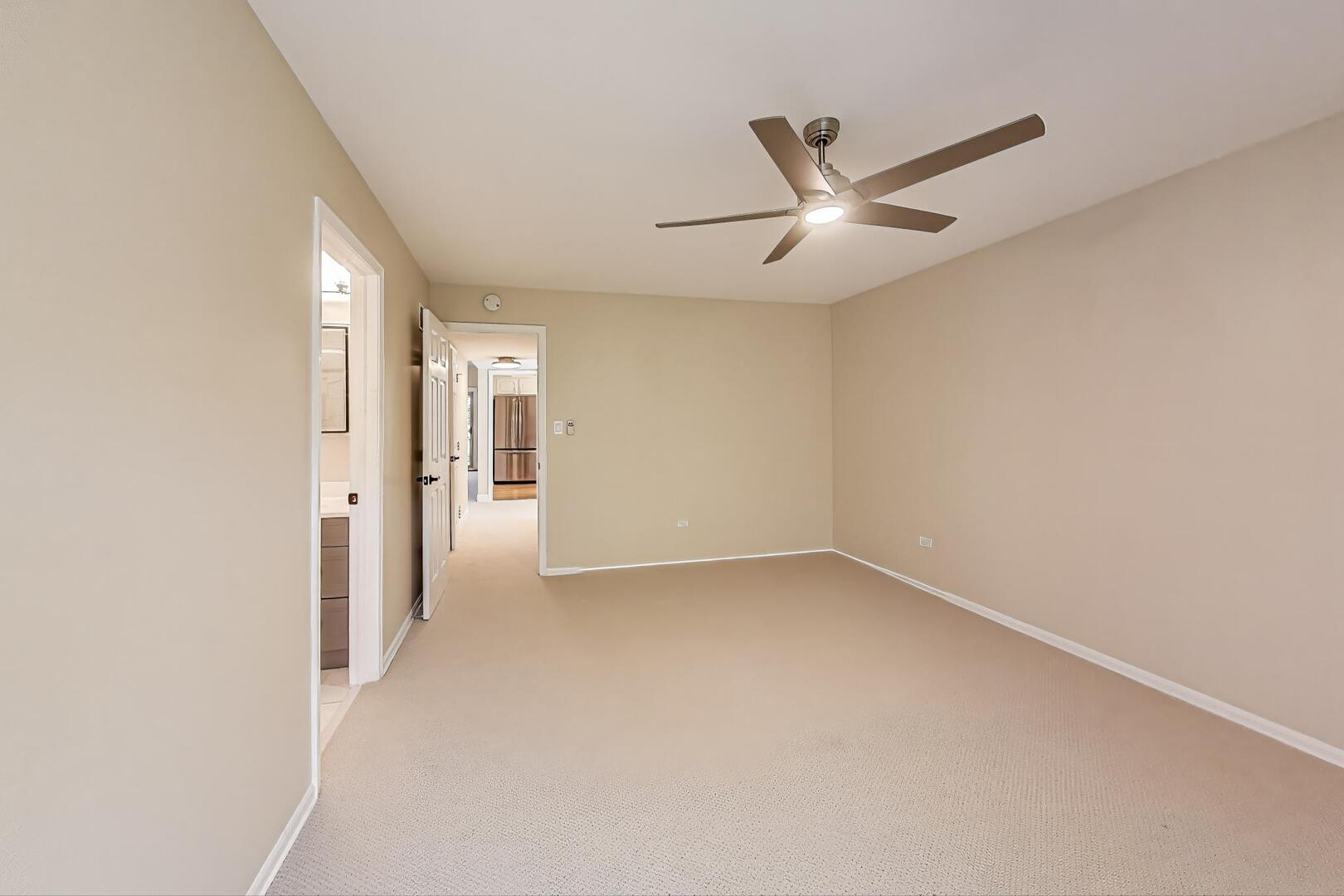 25 Shoreline Road, Unit B Lake Barrington, IL 60010 - Photo 14 of 34 Gallery Image 14