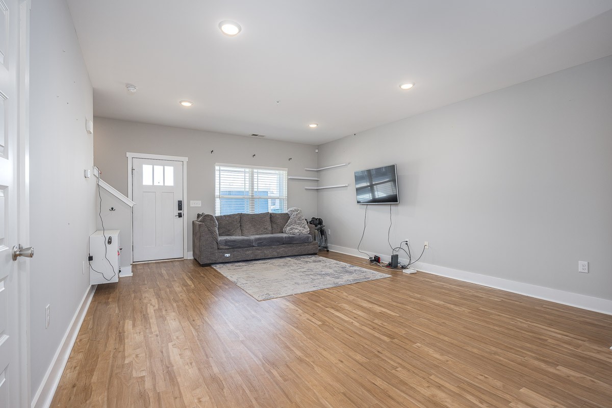 1077 Wells Way Spring Hill, TN 37174 - Photo 8 of 31