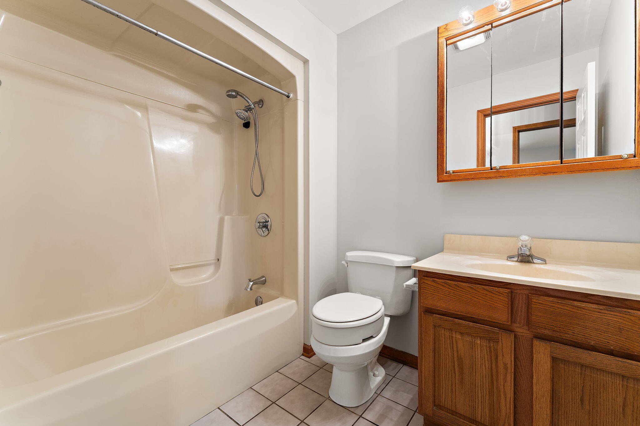 9082 Estates Drive Demotte, IN 46310 - Photo 17 of 20 2048x1365
