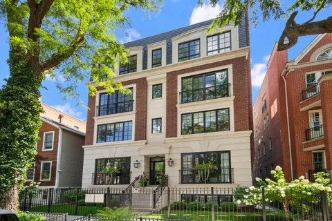 $2,500,000 | 1942 North Orchard Street, Unit 2, Chicago, IL 60614