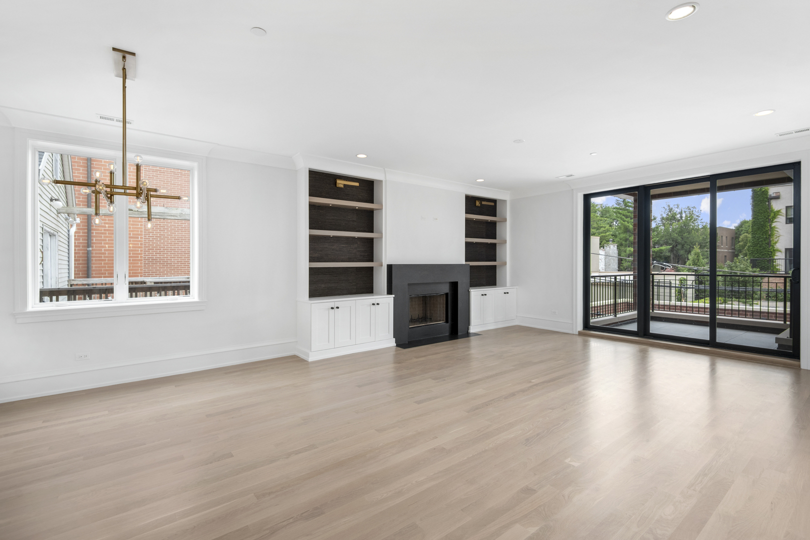 1942 North Orchard Street, Unit 2 Chicago, IL 60614 - Photo 3 of 17