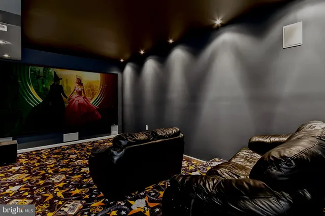 a view of a entryway door of the building