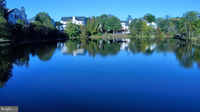 $3,900 | 2410 Dakota Lakes Drive, Herndon, VA 20171