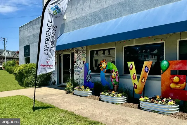 $3,900 | 2410 Dakota Lakes Drive, Herndon, VA 20171