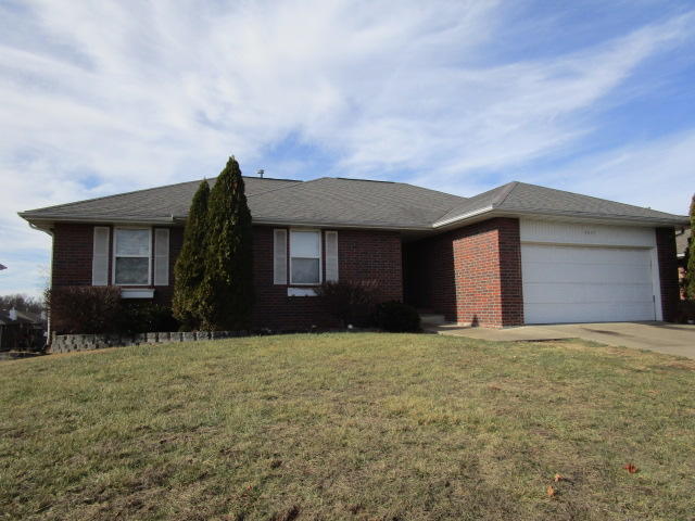 4657 South Ridgeview Avenue Brookline, MO 65619 - Photo 1 of 1 IMG_2234