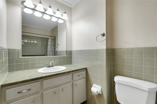 $269,900 | 305 Greenbriar Drive, Liberty, SC 29657