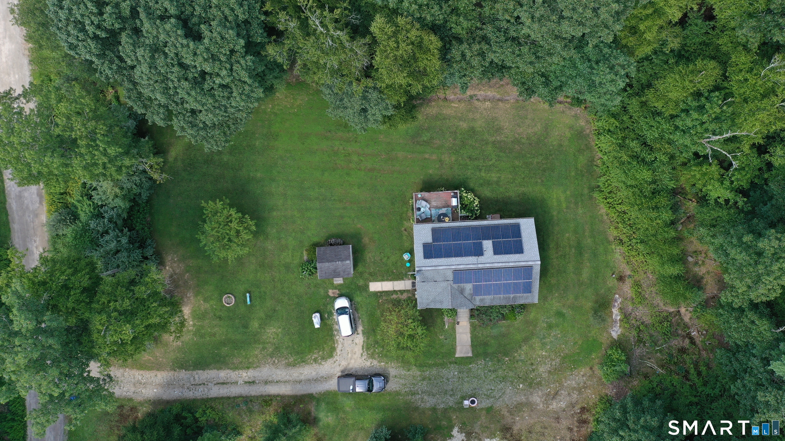 524 Christopher Way Killingly, CT 06241 - Photo 3 of 3 Gallery Image 3