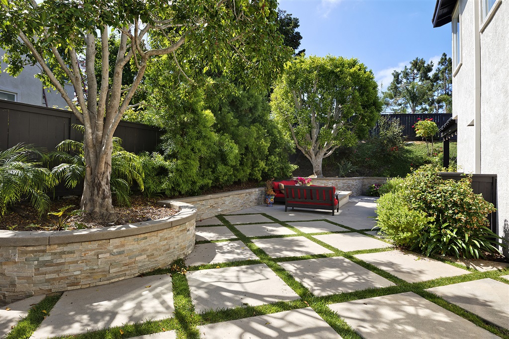 3445 Camino Alegre Carlsbad, CA 92009 - Photo 24 of 25 a view of a backyard with sitting area