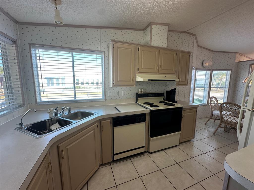 552 Amberjack Drive North Port, FL 34287 - Photo 9 of 21