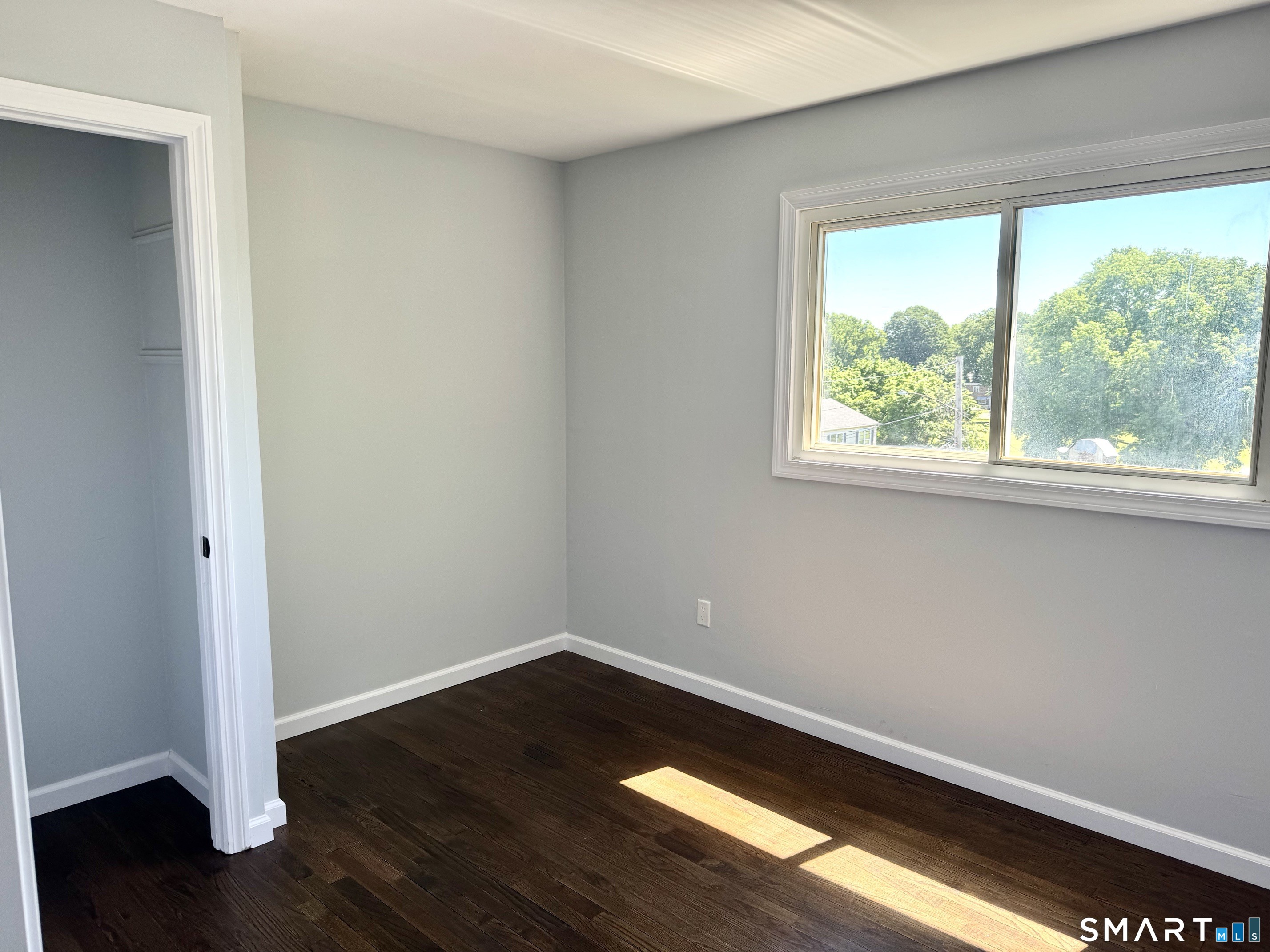 64 Velvet Street Bridgeport, CT 06610 - Photo 5 of 7