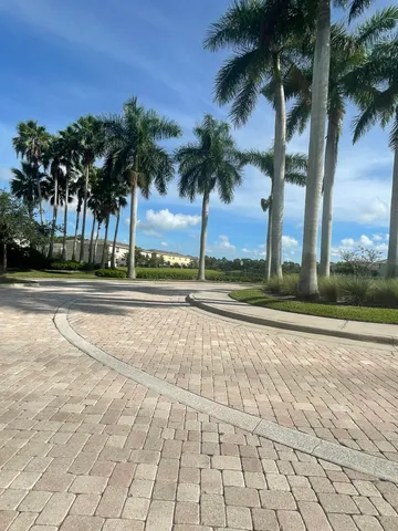 $3,200 | 730 Northwest Leonardo Circle, Port St. Lucie, FL 34986