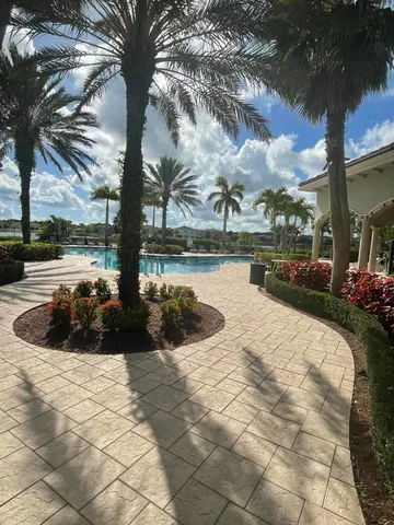 $3,200 | 730 Northwest Leonardo Circle, Port St. Lucie, FL 34986