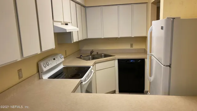 $1,850 | 19 Ponte Vedra Court, Unit B, Ponte Vedra Beach, FL 32082