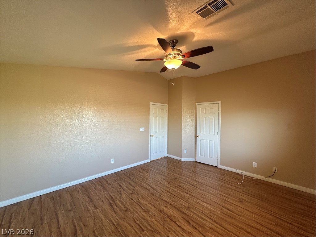 9510 Diamond Bridge Avenue Las Vegas, NV 89166 - Photo 4 of 20