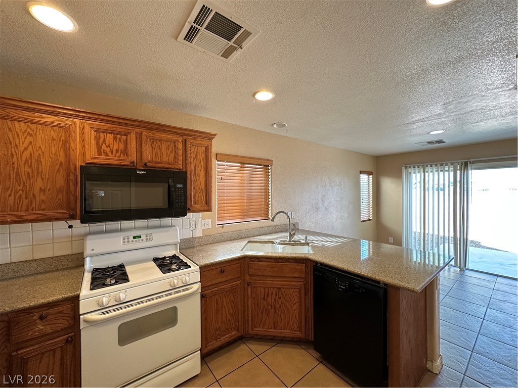 9510 Diamond Bridge Avenue Las Vegas, NV 89166 - Photo 7 of 20