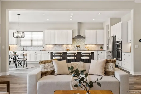 $1,250,000 | 27620 East Lakeview Drive, Aurora, CO 80016