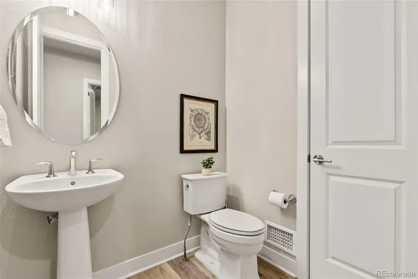 $1,250,000 | 27620 East Lakeview Drive, Aurora, CO 80016