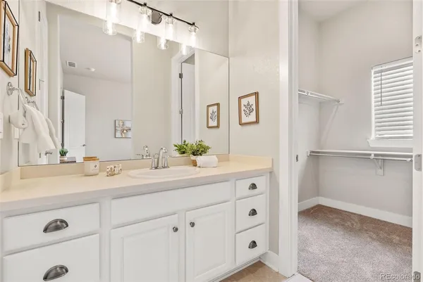 $1,250,000 | 27620 East Lakeview Drive, Aurora, CO 80016