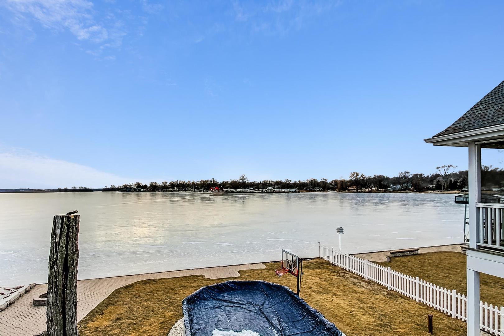 41868 North Venn Road Antioch, IL 60002 - Photo 17 of 36 Gallery Image 17