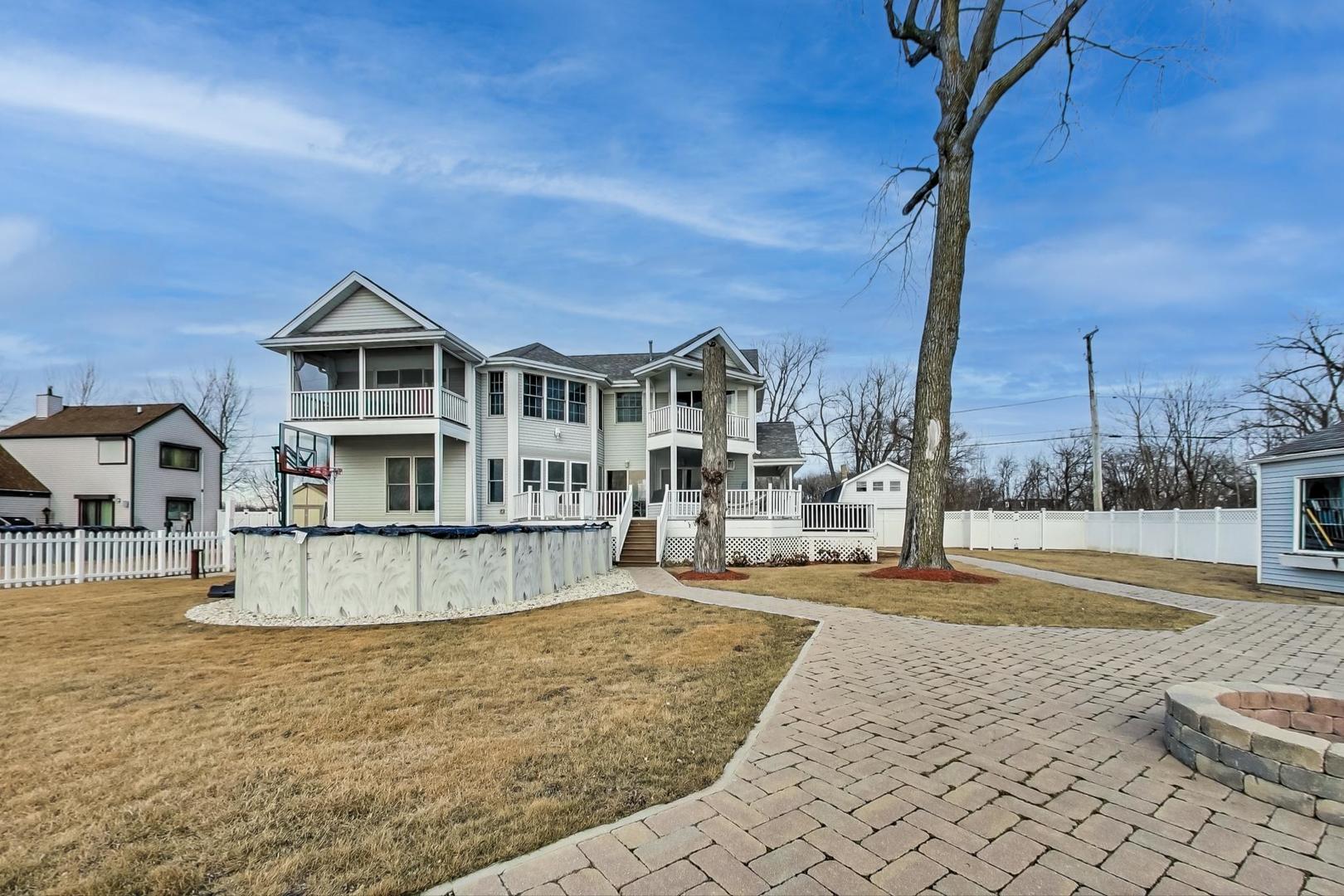 41868 North Venn Road Antioch, IL 60002 - Photo 2 of 36 Gallery Image 2