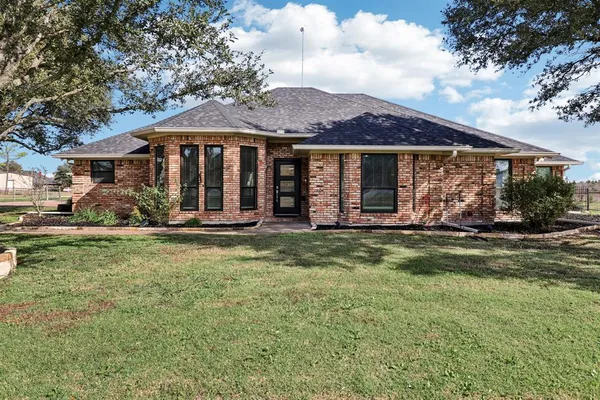 $989,999 | 261 Meadowpark, McLendon-Chisholm, TX 75032