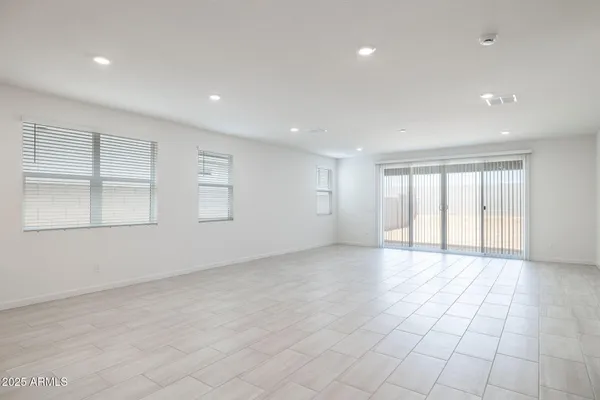 $439,990 | 25553 North 183rd Avenue, Wittmann, AZ 85361