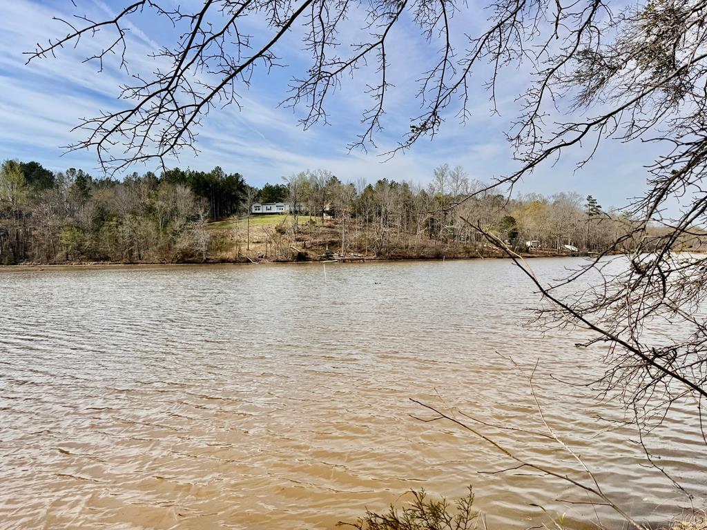 517 Terrapin Pointe Road Hodges, SC 29653 - Photo 19 of 29