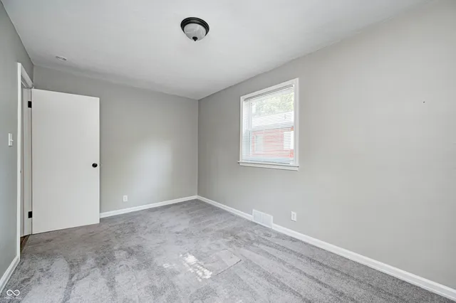 $169,000 | 319 South Webster Avenue, Indianapolis, IN 46219